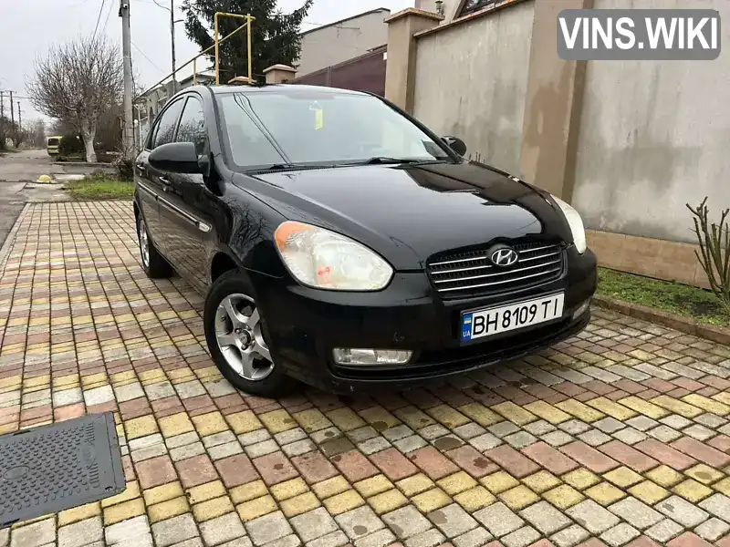 Хетчбек Hyundai Accent 2008 1.4 л. Ручна / Механіка обл. Миколаївська, Миколаїв - Фото 1/21