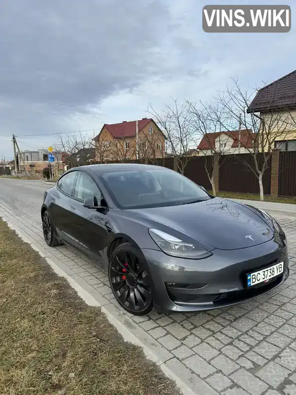 Седан Tesla Model 3 2023 null_content л. Автомат обл. Львівська, Львів - Фото 1/12