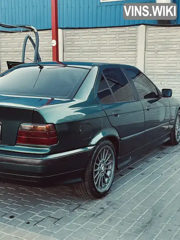 Седан BMW 3 Series 1996 1.8 л. обл. Одеська, Одеса - Фото 1/5