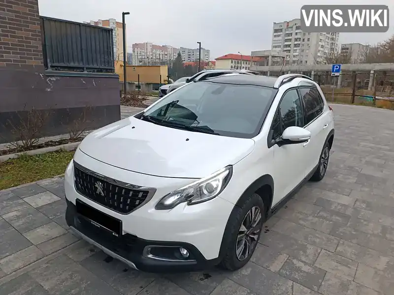 Позашляховик / Кросовер Peugeot 2008 2017 1.2 л. обл. Львівська, Львів - Фото 1/21