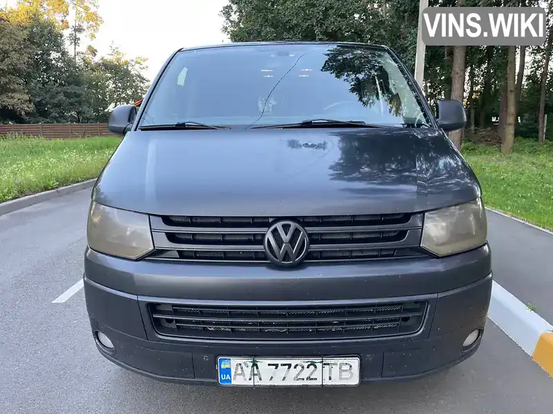 Мінівен Volkswagen Multivan 2011 1.98 л. Автомат обл. Київська, Київ - Фото 1/21