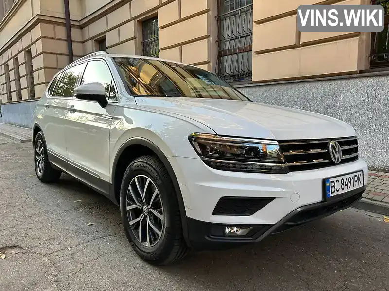 Внедорожник / Кроссовер Volkswagen Tiguan 2020 1.98 л. Автомат обл. Киевская, Киев - Фото 1/20