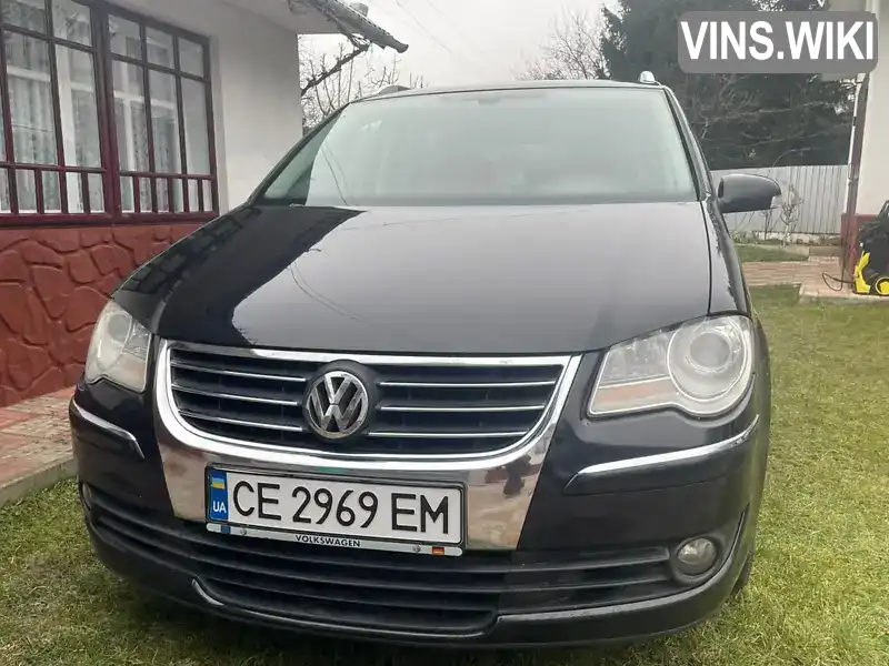 Мінівен Volkswagen Touran 2008 2 л. Ручна / Механіка обл. Чернівецька, Чернівці - Фото 1/20