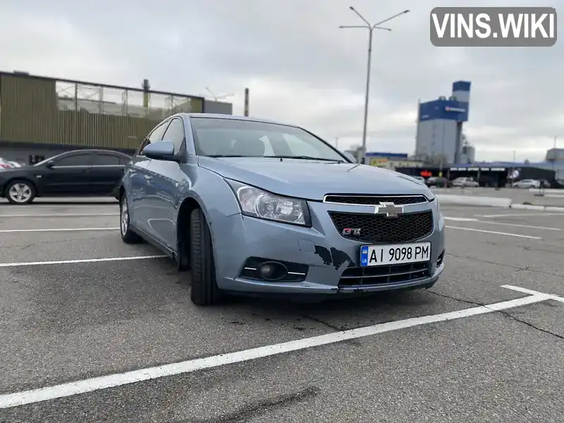 Седан Chevrolet Cruze 2010 1.99 л. Ручная / Механика обл. Киевская, Киев - Фото 1/11