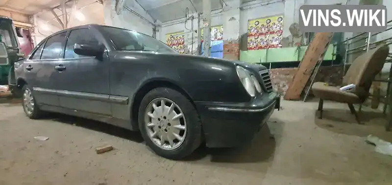 Седан Mercedes-Benz E-Class 2001 3.2 л. Автомат обл. Івано-Франківська, location.city.zabolotiv - Фото 1/11