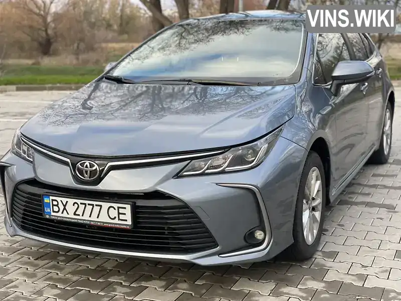 Седан Toyota Corolla 2021 1.6 л. Варіатор обл. Хмельницька, Хмельницький - Фото 1/12