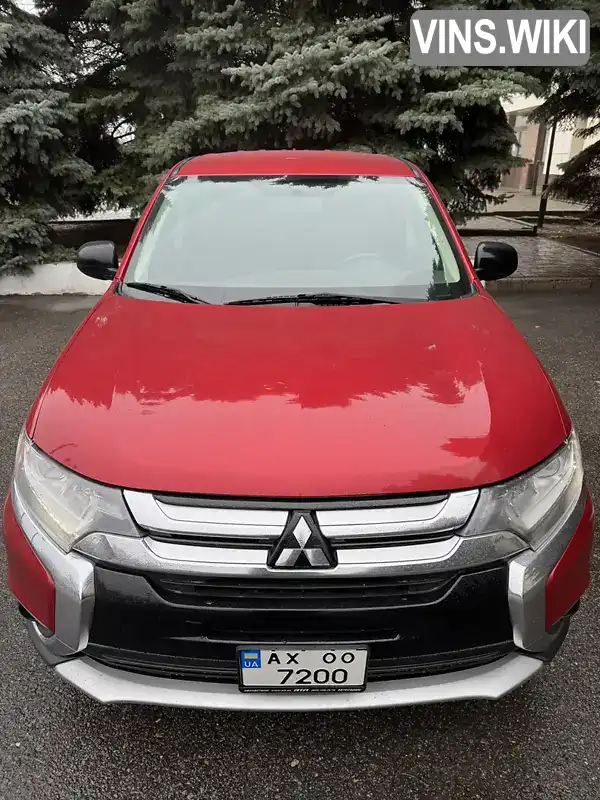 Позашляховик / Кросовер Mitsubishi Outlander 2017 2.36 л. Варіатор обл. Харківська, Харків - Фото 1/15