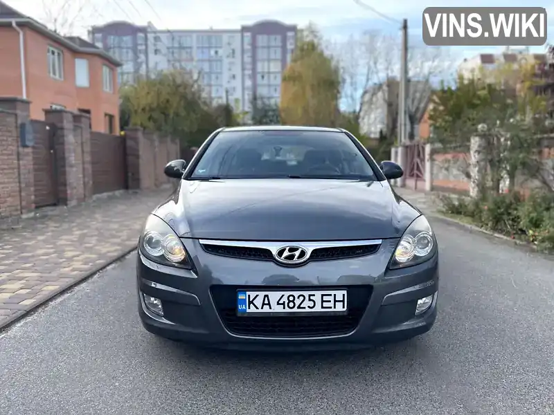 Хетчбек Hyundai i30 2009 1.4 л. Ручна / Механіка обл. Київська, Київ - Фото 1/21