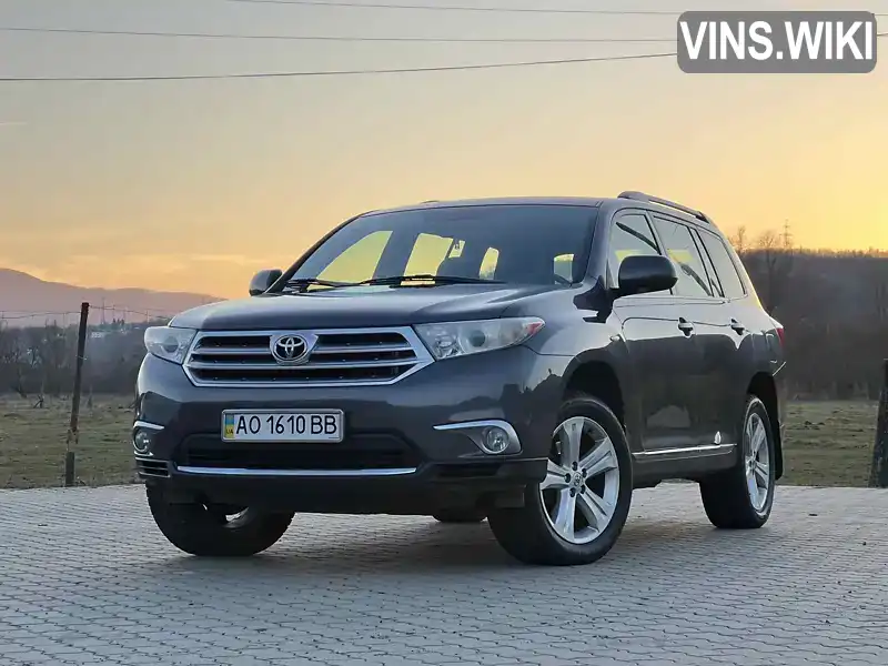 Позашляховик / Кросовер Toyota Highlander 2011 3.46 л. Автомат обл. Закарпатська, Свалява - Фото 1/21