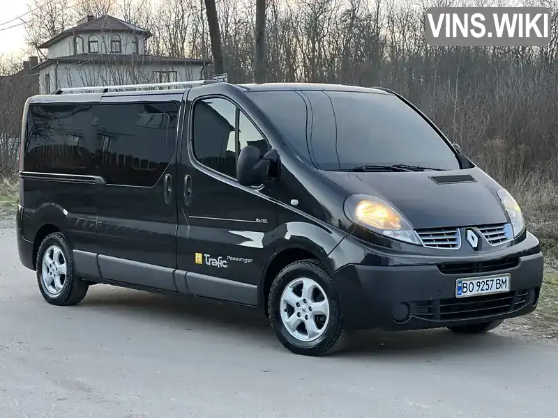 Мінівен Renault Trafic 2011 2 л. Ручна / Механіка обл. Тернопільська, Ланівці - Фото 1/21