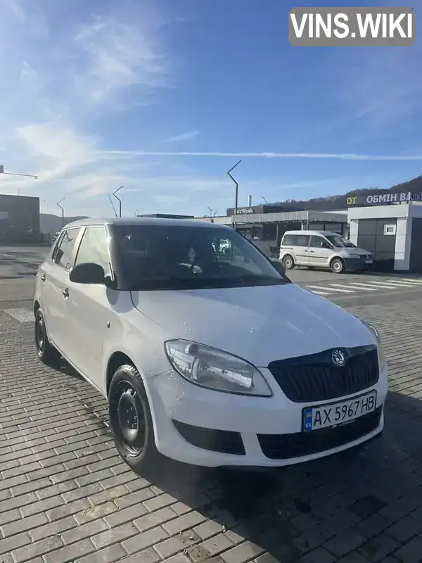 Хетчбек Skoda Fabia 2012 1.2 л. Ручна / Механіка обл. Закарпатська, Виноградів - Фото 1/13