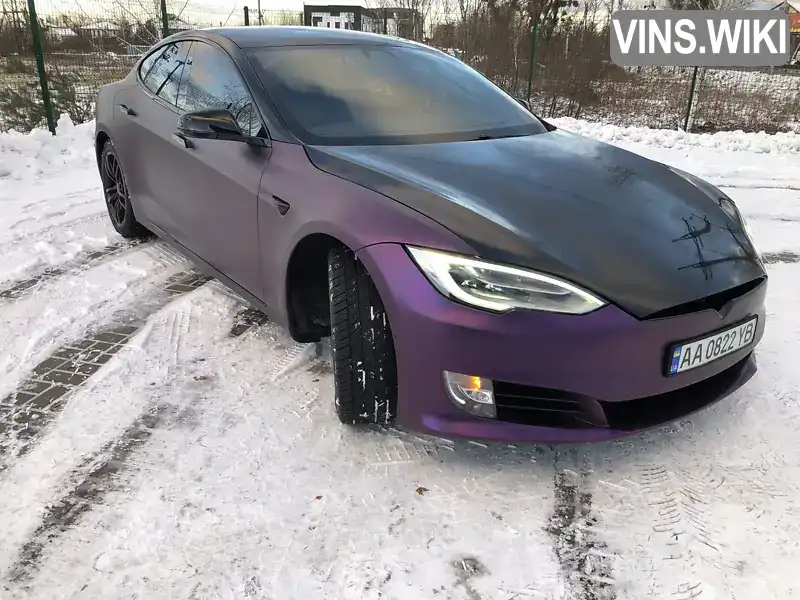 Ліфтбек Tesla Model S 2017 null_content л. обл. Київська, Київ - Фото 1/21