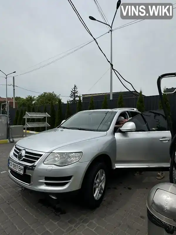 Позашляховик / Кросовер Volkswagen Touareg 2008 3 л. Автомат обл. Житомирська, Житомир - Фото 1/8