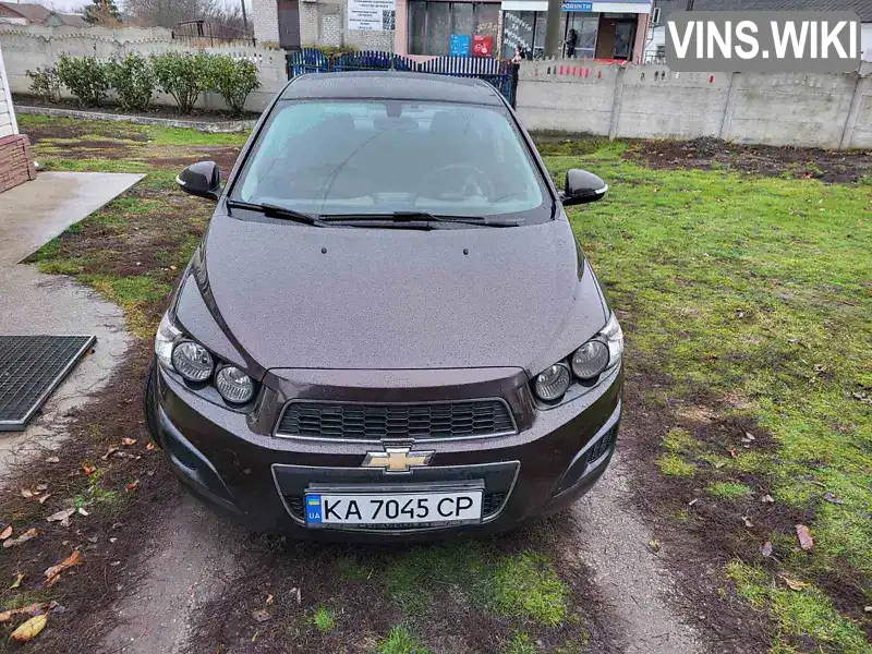 Седан Chevrolet Aveo 2014 null_content л. Автомат обл. Полтавская, Глобино - Фото 1/11