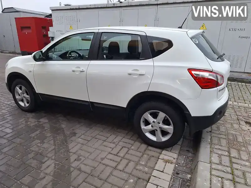 Позашляховик / Кросовер Nissan Qashqai 2013 1.6 л. Варіатор обл. Рівненська, Рівне - Фото 1/13