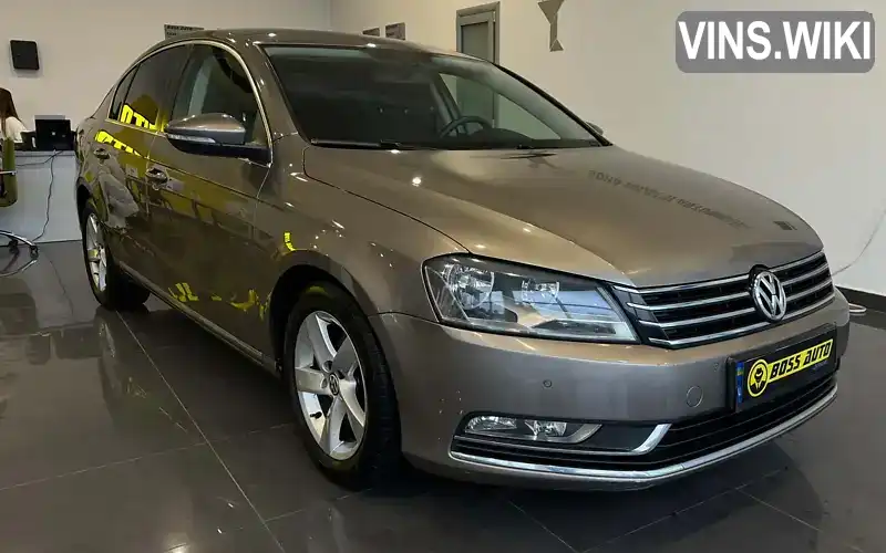 Седан Volkswagen Passat 2011 2 л. Автомат обл. Львівська, Червоноград - Фото 1/21