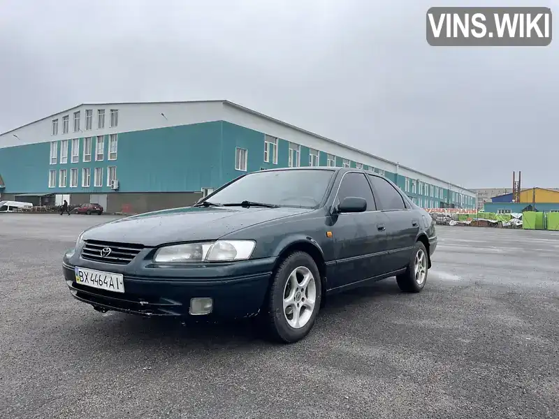 Седан Toyota Camry 1999 2.16 л. Ручна / Механіка обл. Чернігівська, Чернігів - Фото 1/13