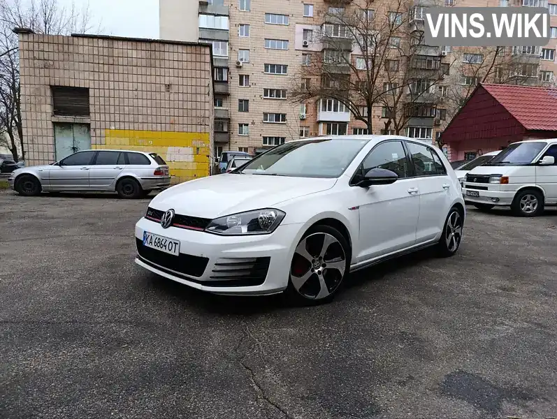 Хетчбек Volkswagen Golf GTI 2017 1.98 л. Автомат обл. Київська, Київ - Фото 1/16