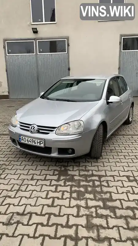 Хетчбек Volkswagen Golf 2004 1.97 л. Ручна / Механіка обл. Закарпатська, Мукачево - Фото 1/13