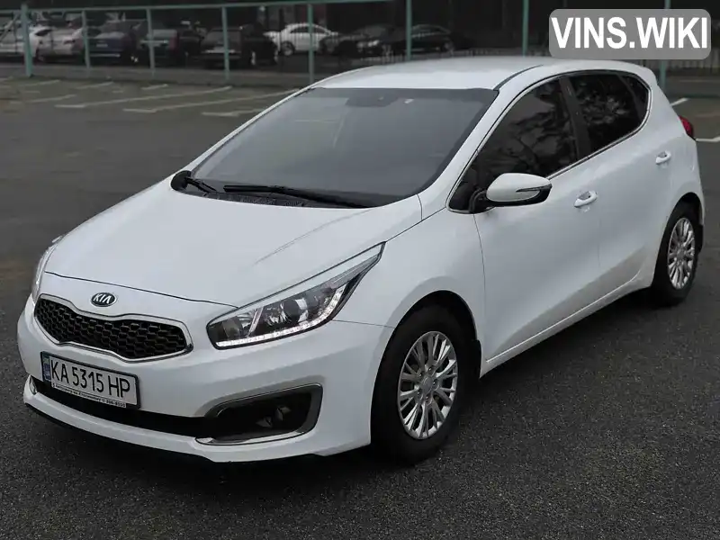 Хетчбек Kia Ceed 2016 1.59 л. Ручна / Механіка обл. Київська, Софіївська Борщагівка - Фото 1/17