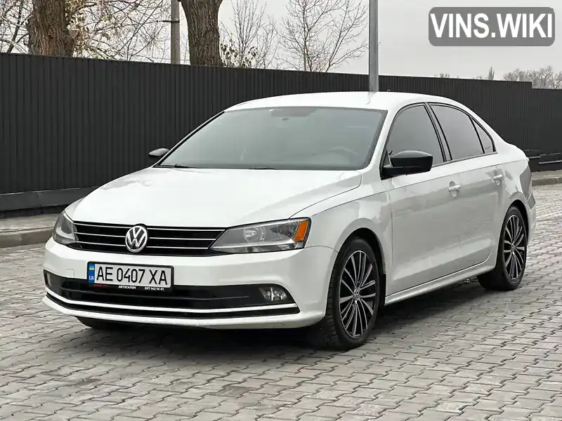 Седан Volkswagen Jetta 2016 1.8 л. Автомат обл. Дніпропетровська, Дніпро (Дніпропетровськ) - Фото 1/21