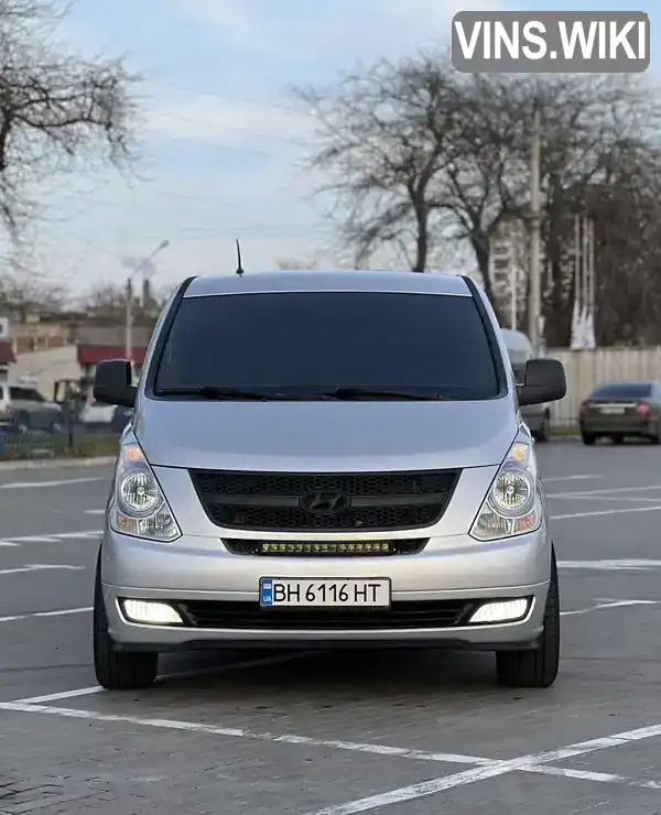 Мінівен Hyundai H-1 2010 2.5 л. Ручна / Механіка обл. Одеська, Одеса - Фото 1/21