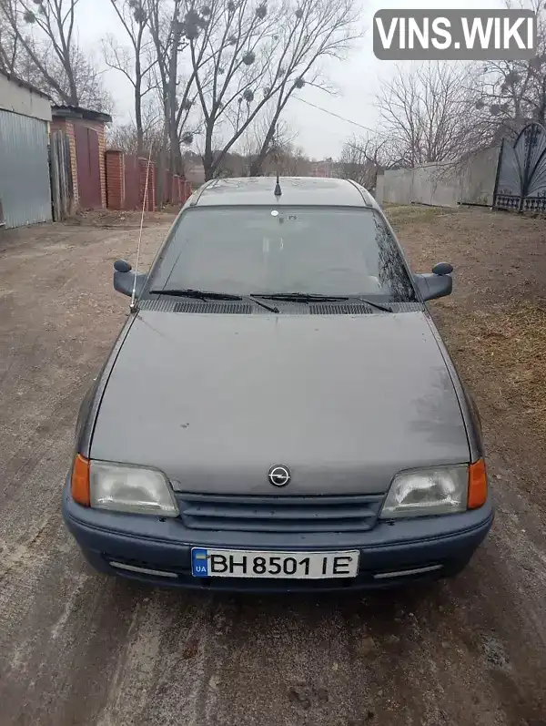 Седан Opel Kadett 1989 null_content л. Ручна / Механіка обл. Київська, Фастів - Фото 1/9