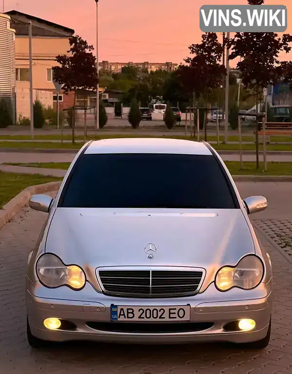 Седан Mercedes-Benz C-Class 2002 1.8 л. Автомат обл. Вінницька, Вінниця - Фото 1/15