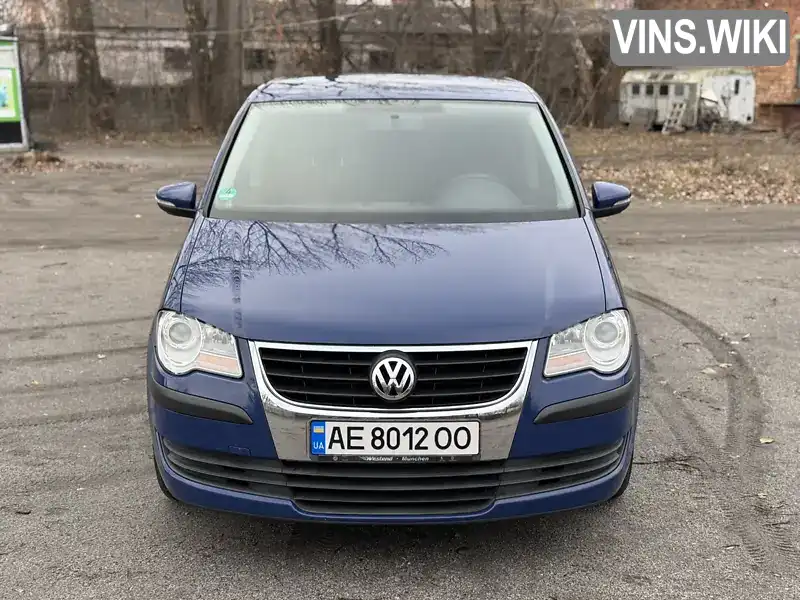 Мінівен Volkswagen Touran 2010 1.39 л. Ручна / Механіка обл. Чернігівська, Прилуки - Фото 1/20