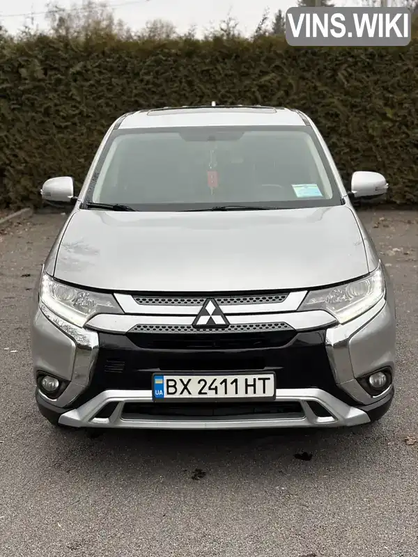 Позашляховик / Кросовер Mitsubishi Outlander 2019 2.36 л. Варіатор обл. Рівненська, Рівне - Фото 1/21