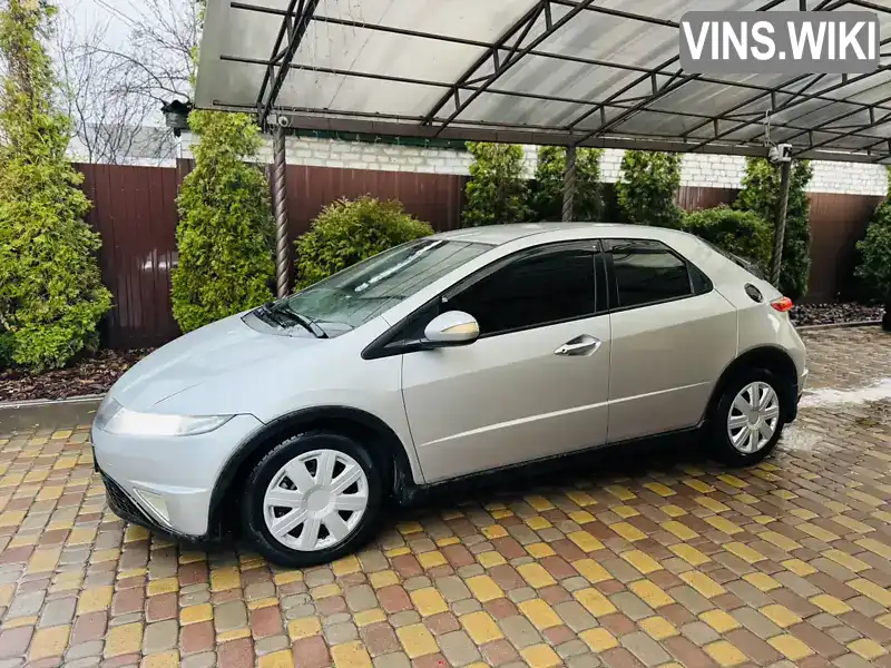 Хетчбек Honda Civic 2006 1.8 л. Ручна / Механіка обл. Харківська, Харків - Фото 1/21