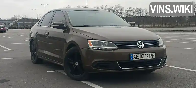 Седан Volkswagen Jetta 2014 2 л. Автомат обл. Дніпропетровська, Дніпро (Дніпропетровськ) - Фото 1/21