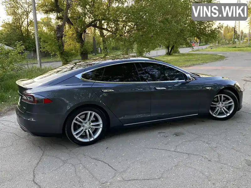 Ліфтбек Tesla Model S 2015 null_content л. Автомат обл. Харківська, Харків - Фото 1/21