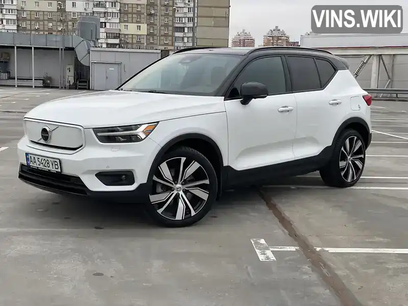 Позашляховик / Кросовер Volvo XC40 2021 null_content л. обл. Київська, Київ - Фото 1/21