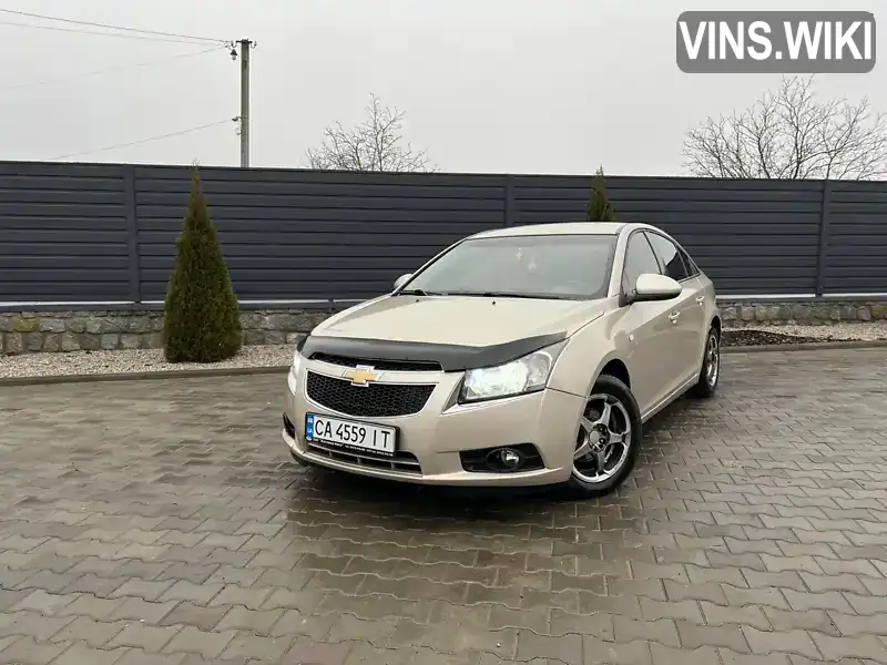 Седан Chevrolet Cruze 2011 1.6 л. Ручна / Механіка обл. Черкаська, Корсунь-Шевченківський - Фото 1/19