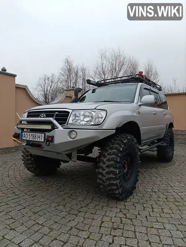 Позашляховик / Кросовер Toyota Land Cruiser 2001 4.7 л. Автомат обл. Закарпатська, Ужгород - Фото 1/10