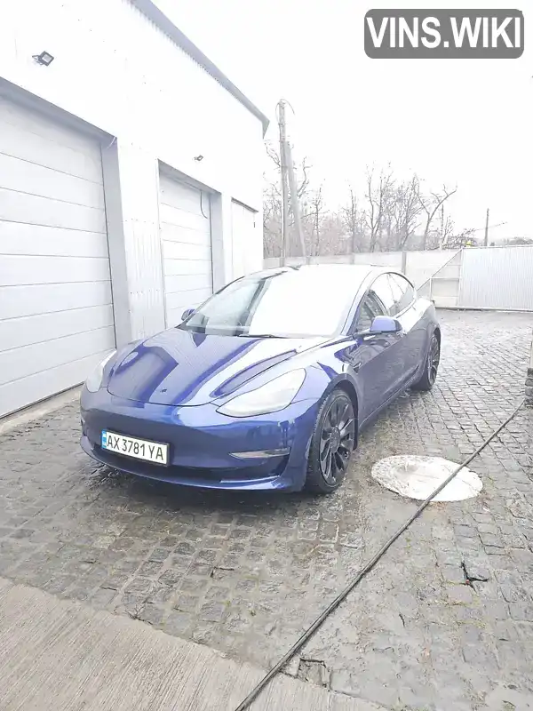 Седан Tesla Model 3 2023 null_content л. Автомат обл. Харківська, Харків - Фото 1/21