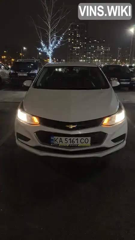 Седан Chevrolet Cruze 2017 1.36 л. Автомат обл. Київська, Київ - Фото 1/8