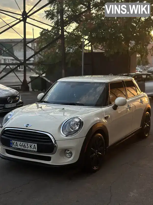 Хэтчбек MINI Hatch 2017 1.5 л. Автомат обл. Днепропетровская, Днепр (Днепропетровск) - Фото 1/11