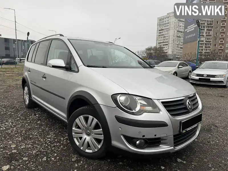 Минивэн Volkswagen Touran 2008 1.39 л. Автомат обл. Киевская, Киев - Фото 1/21