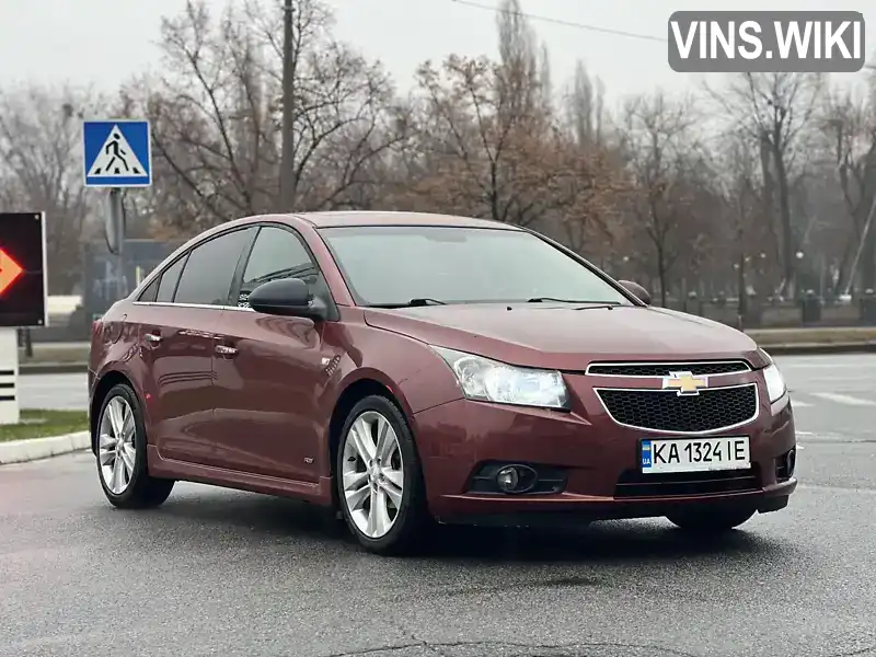 Седан Chevrolet Cruze 2012 1.4 л. Автомат обл. Київська, Київ - Фото 1/21