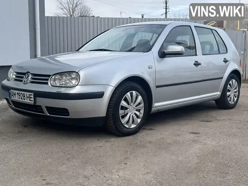 Хетчбек Volkswagen Golf 2002 1.6 л. Ручна / Механіка обл. Житомирська, Житомир - Фото 1/16