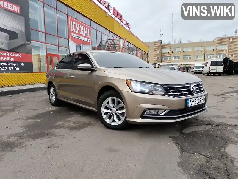 Седан Volkswagen Passat 2015 1.8 л. Автомат обл. Житомирська, Житомир - Фото 1/21