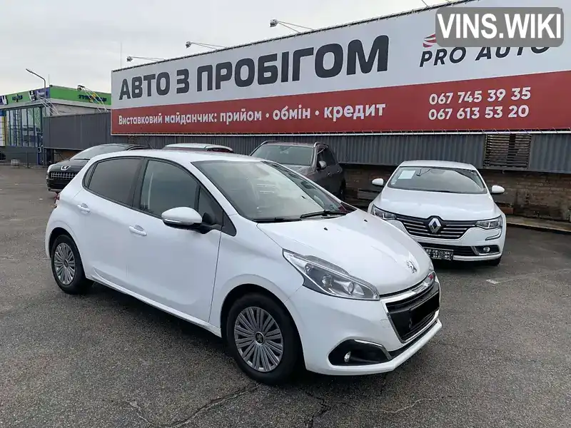 Хэтчбек Peugeot 208 2018 1.2 л. Ручная / Механика обл. Запорожская, Запорожье - Фото 1/17