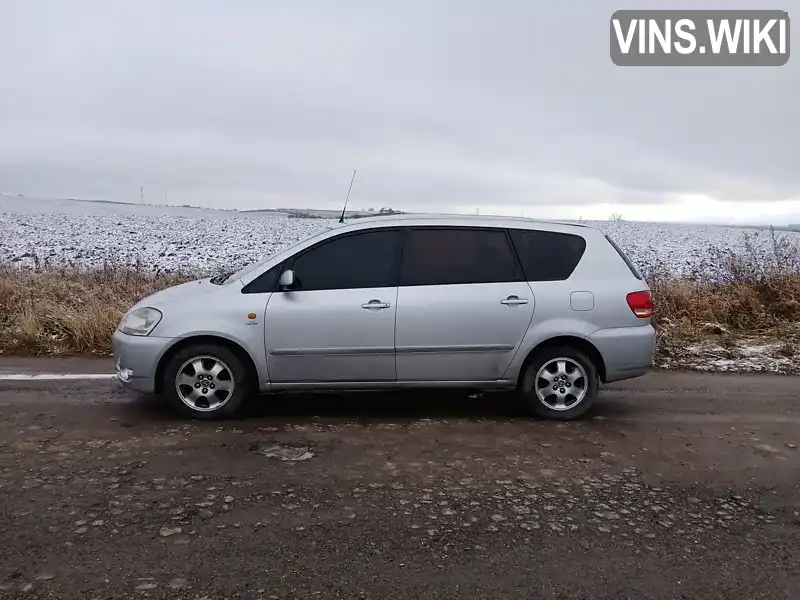 Мінівен Toyota Avensis Verso 2002 2 л. обл. Львівська, Яворів - Фото 1/3