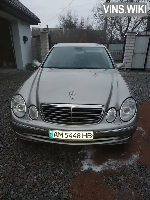 Седан Mercedes-Benz E-Class 2005 3.2 л. Автомат обл. Житомирская, Житомир - Фото 1/13