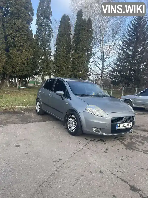 Хетчбек Fiat Punto 2008 1.4 л. Ручна / Механіка обл. Київська, Богуслав - Фото 1/9