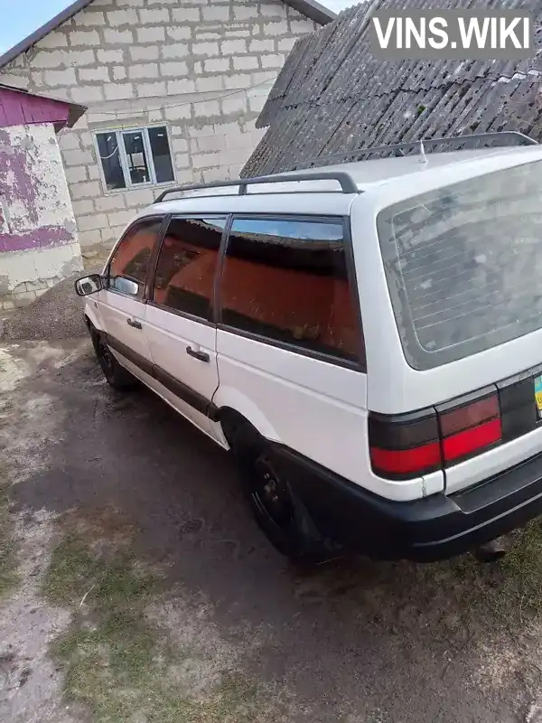 Універсал Volkswagen Passat 1993 null_content л. Ручна / Механіка обл. Рівненська, Дубровиця - Фото 1/6