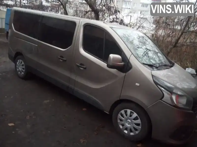 Мінівен Renault Trafic 2016 1.6 л. Ручна / Механіка обл. Вінницька, Вінниця - Фото 1/9