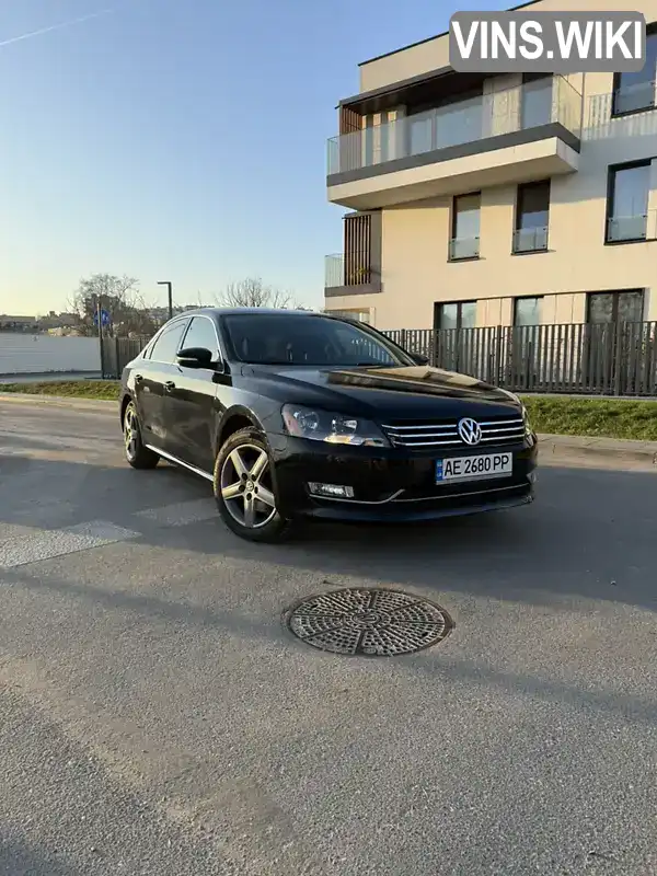 Седан Volkswagen Passat 2014 1.8 л. Автомат обл. Львівська, Львів - Фото 1/9